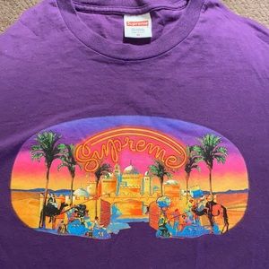 Supreme T-Shirt Size: M